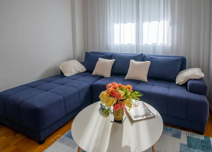 Nyc Apartman With Garage