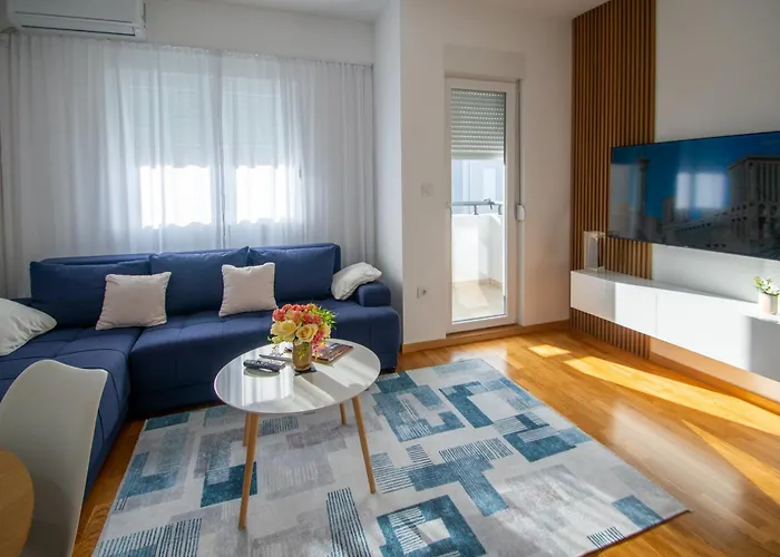 Nyc Apartman With Garage